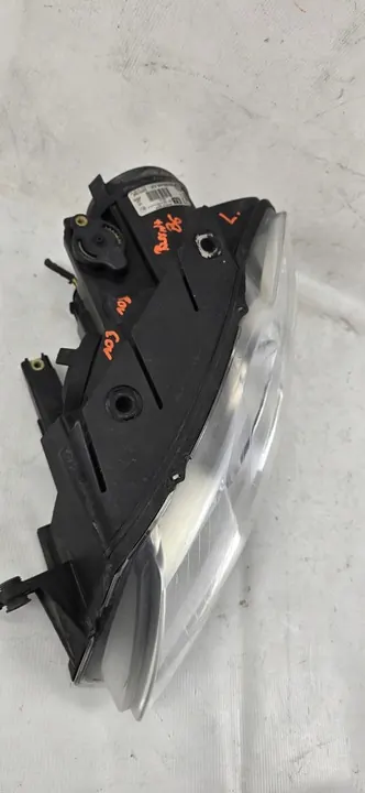 Vasen etuvalaisin VW Passat B6 image 6