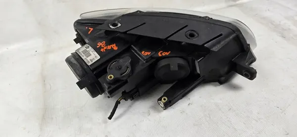 Vasen etuvalaisin VW Passat B6 image 8