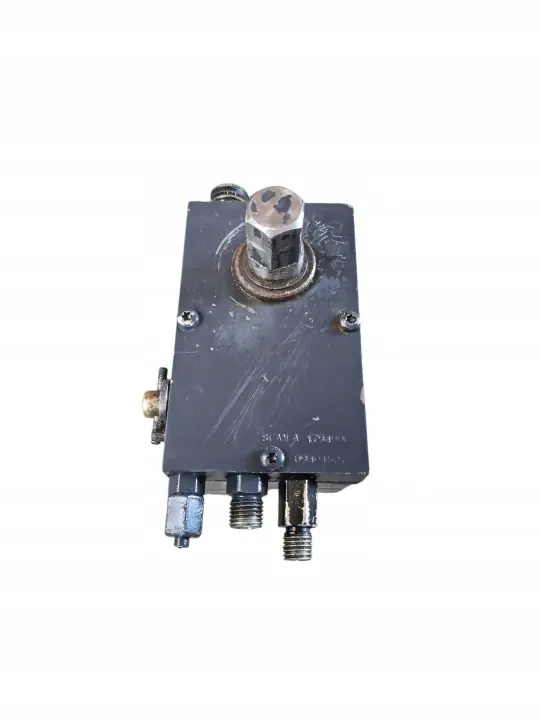 Scania R Cabine kantelpomp OEM 1794906 - Gebruikt image 2