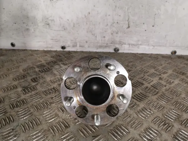 Honda CR-V achterwielnaaf OEM FBZ10247 image 2