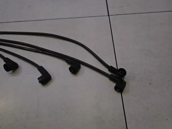 Câble d'allumage pour Nissan Primera P10 2.0 16V image 3