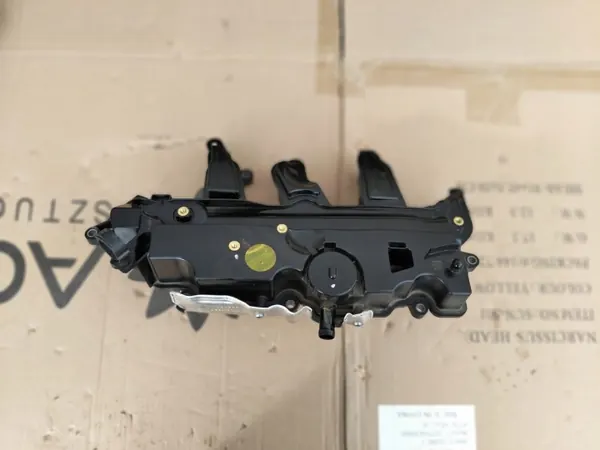 Ventildeckel OEM 118304798R für Nissan Navara D23 image 4