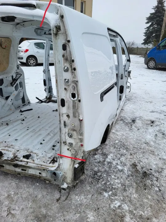 Renault Kangoo II Maxi takalokasuoja OEM D719 image 4