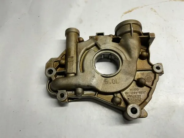 Bomba de aceite Ford F150 OEM JL3E6621AB 2019 5.0L image 2