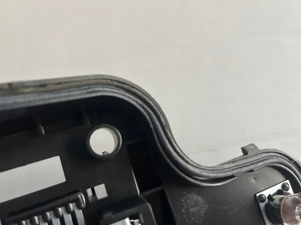 Ajovalokehys Oikea VW Polo 6R OEM 6R0945258A image 3