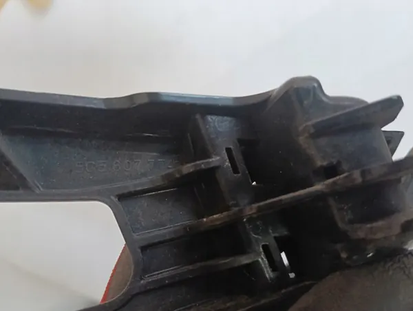 Guia de para-choque dianteiro direito VW Beetle image 4