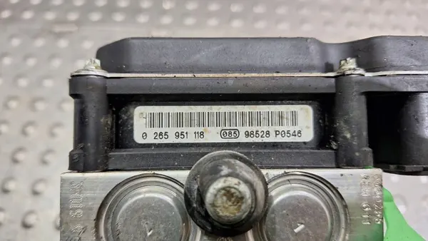 ABS-pomp OEM S26383055 voor Smart Fortwo II 451 image 7