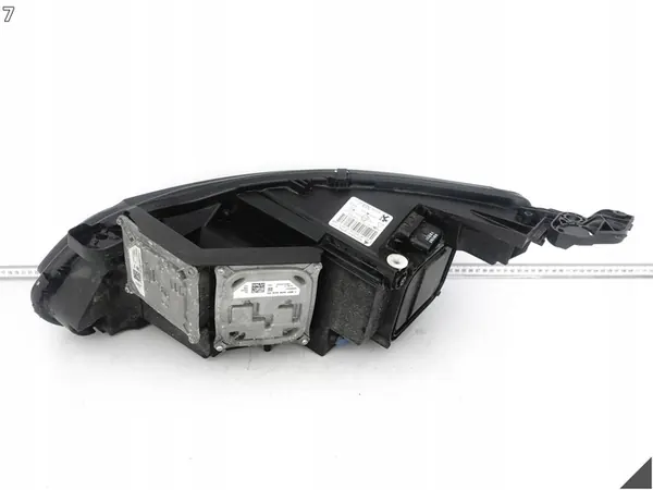 PEUGEOT 308 II 2 T9 13-21 Faro Derecho LED OEM 9677832380 image 8