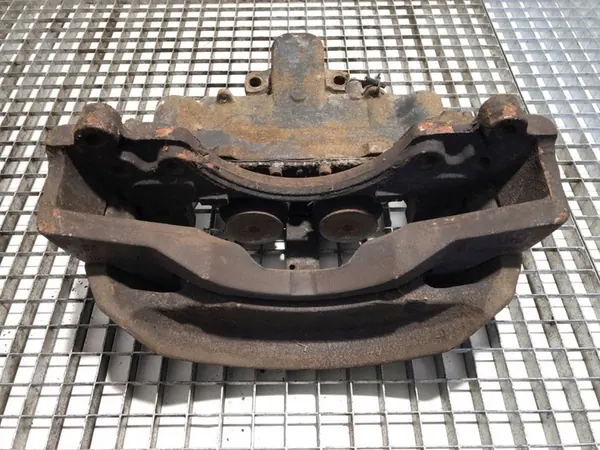 Linke Vorderbremse Volvo FH 12.8 460PS Lkw image 5