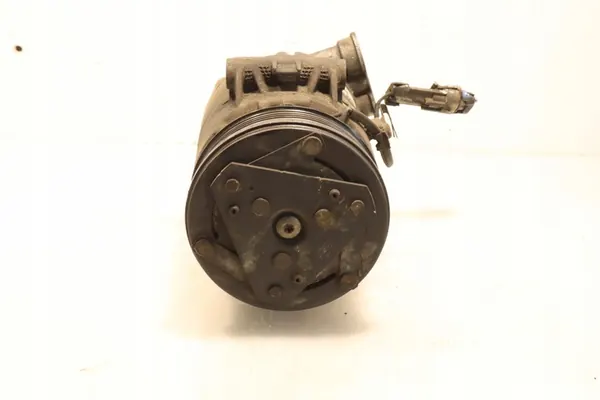 Ilmastointikompressori Opel Astra H 1.3CDTI OEM image 3
