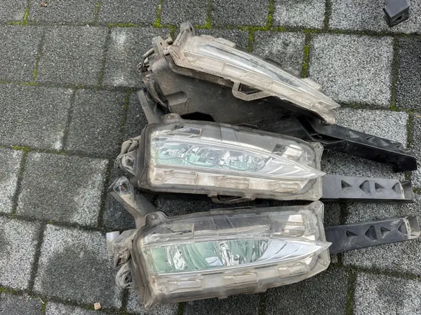 Lexus NX Lift Halogeen DRL Rechter Lamp OEM LEXUS NX LIFT HALOGEN LED PRAWY ORG ŁADNY! image 2