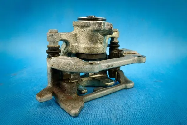 Taka jarrupuristin OEM 8K0615406AE Audi A4/A5:lle image 3