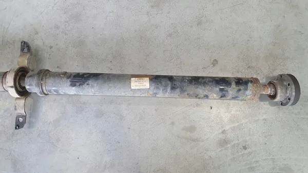 Drivaxel Audi Q5 2.0 TDI Quattro 8R0521101K image 2