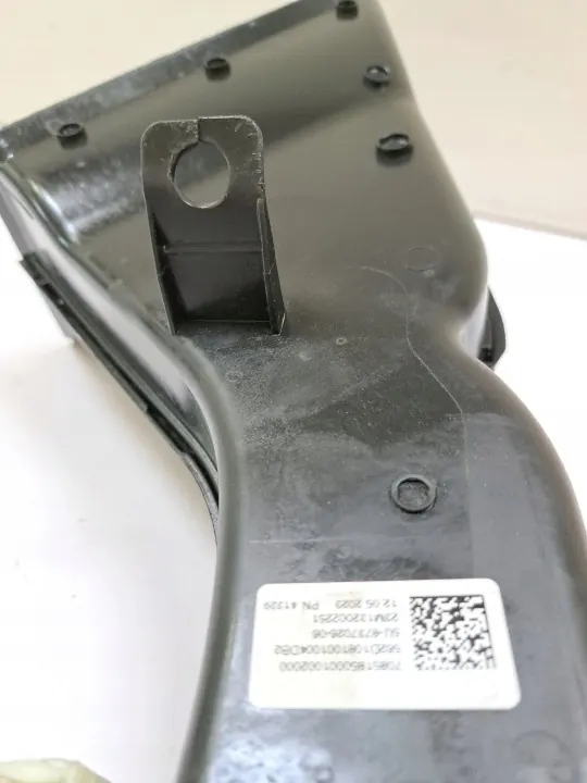 BMW 8737026 Jarrujen Jäähdytysilmaputki Oikea Puoli image 3