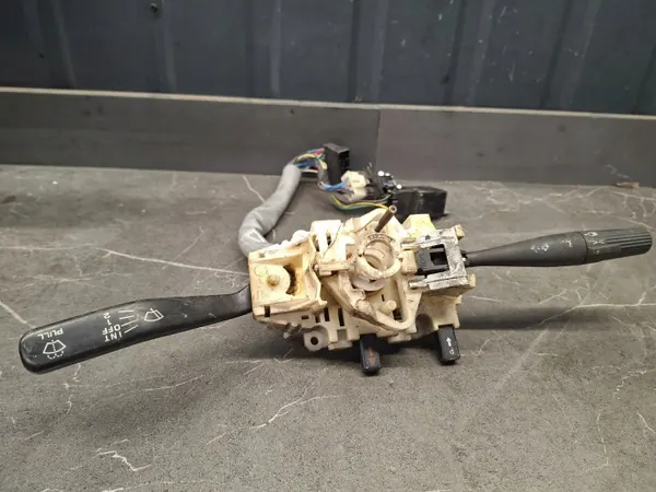 Interruptor przelacznik zespolony OEM para Subaru Justy 88R image 2