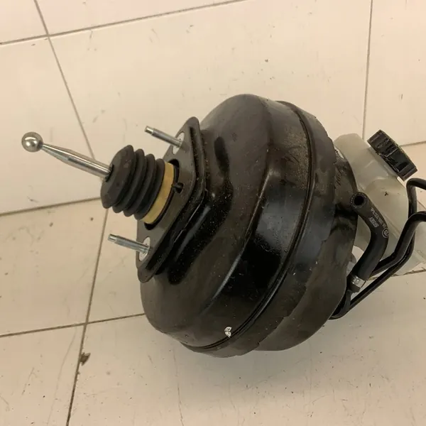 Bromspump + Servo BMW 7 G11 G12 750i 4.4 V8 X-Drive image 4