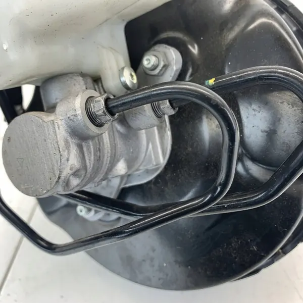 Bromspump + Servo BMW 7 G11 G12 750i 4.4 V8 X-Drive image 7