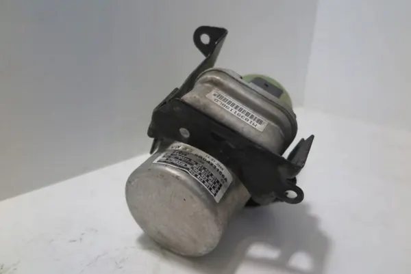 Gebruikte SEAT OE pomp OEM 6R1423051Q - 40 chars image 6