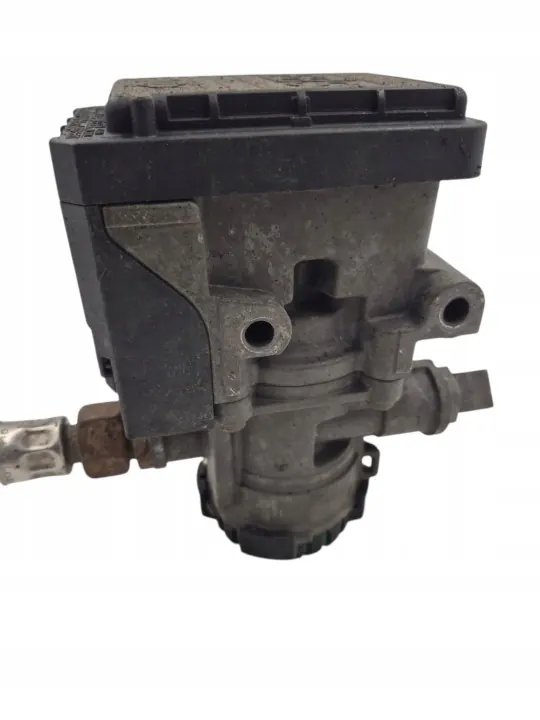 Soupape Modulateur EBS OEM 81.52106-6049 pour MAN TGX image 2