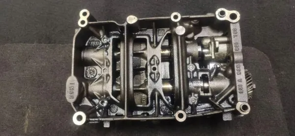 Audi Öljypumppu OEM 03L103535 A4 2.0L Diesel image 2