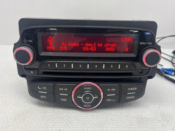 Radio CD Opel Adam 13r OEM 13446530 - Usado image 4