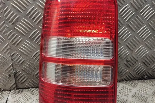 Luz trasera de portón VW CADDY III VARIANT 2K5945257A image 2