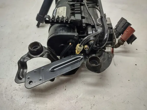 Compresseur suspension OEM 3D0616005K pour VW Phaeton image 4