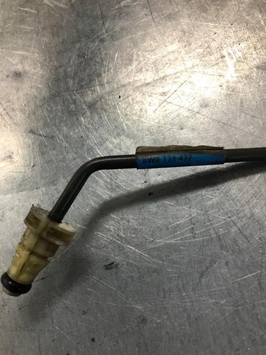 Audi A4 B9 Kupplungszug OEM 8W0721477 image 6