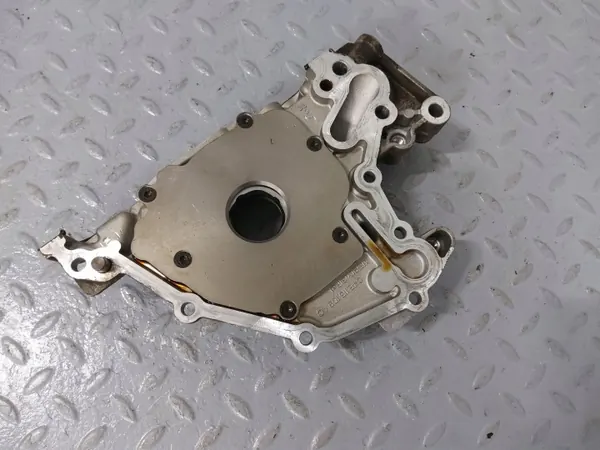 Bomba de aceite usada OEM 04E115109AC para Volkswagen T-Roc image 3