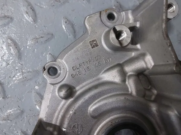 Bomba de aceite usada OEM 04E115109AC para Volkswagen T-Roc image 8