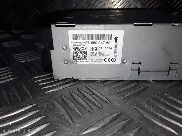OEM 9666994780 Mudador CD para Citroen C4 2011 image 6