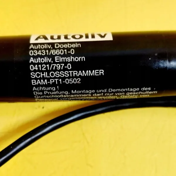 Gordelslot rechts voor OEM DRC100405 BMW 3 E46 image 6