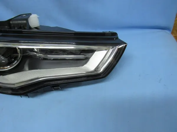 Faros derecho Audi A3 8V0 Bi-Xenón LED image 3