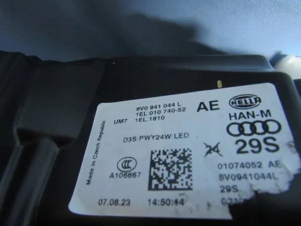 Faros derecho Audi A3 8V0 Bi-Xenón LED image 9