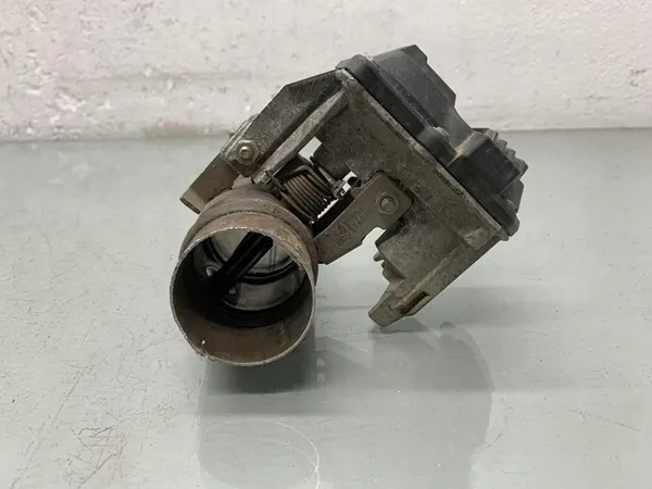 Throttle d'échappement Scenic IV Lift 1.7 B DCI OEM 147B08010R image 3