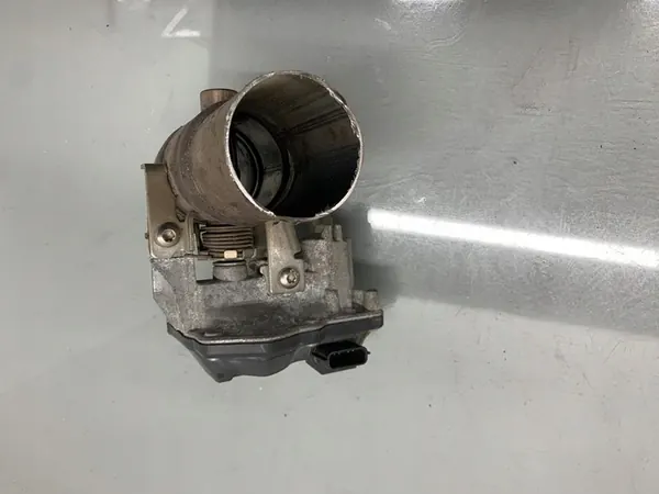 Throttle d'échappement Scenic IV Lift 1.7 B DCI OEM 147B08010R image 4