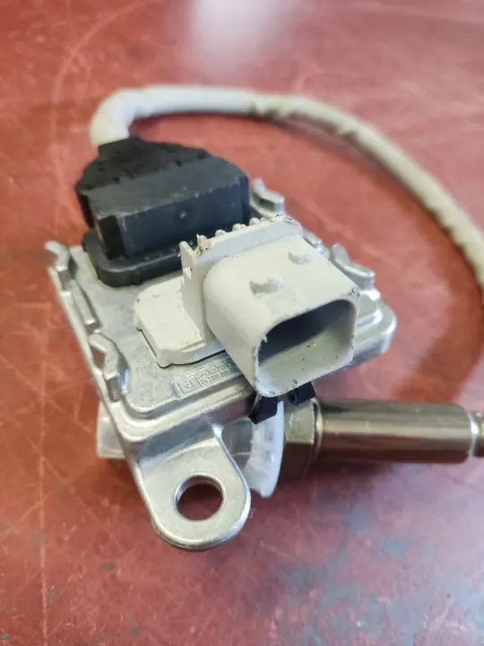 Mercedes-Benz NOx-anturi OEM A 011 153 64 28 image 9