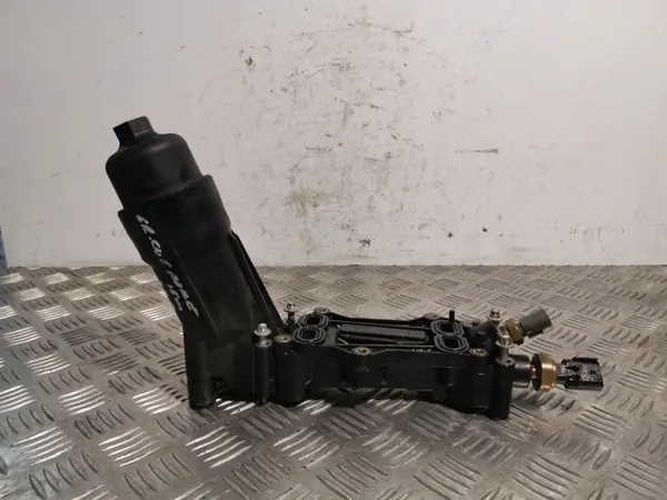 Jeep OE Oljefilterbas OEM FOB7218 - Begagnad image 2