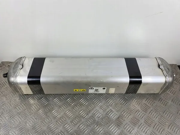 Réservoir de suspension pneumatique Jeep Grand Cherokee WL 2022 68458344AC image 3