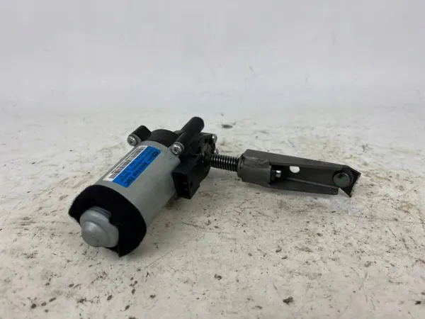 Istuinmoottori Maserati Ghibli OEM L0372821AA image 3
