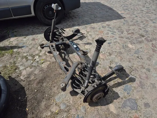 Trave di Sospensione Posteriore VW Tiguan I 4x4 5N0505235L image 5