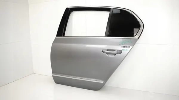 Linker Achterdeur OEM 375484368 Skoda Superb II image 6