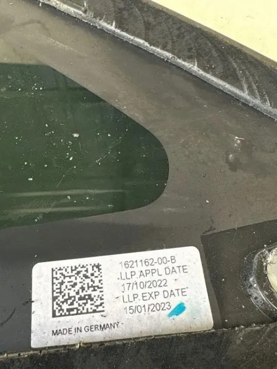 Vidro traseiro esquerdo Tesla Model S OEM 162116200B image 5