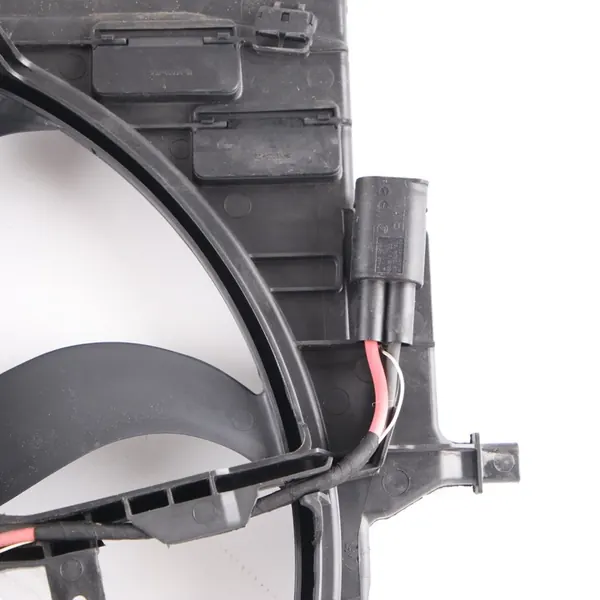 BMW X5 X6 E70 E71 Jäähdyttimen Tuuletin 600W OEM 8618241 image 10