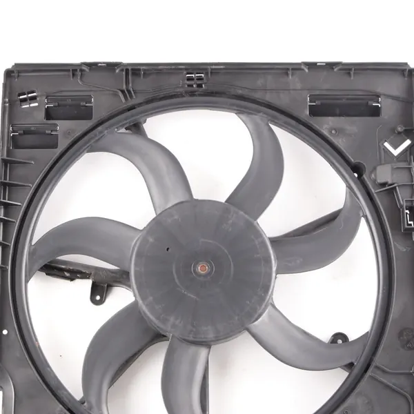 BMW X5 X6 E70 E71 Jäähdyttimen Tuuletin 600W OEM 8618241 image 3
