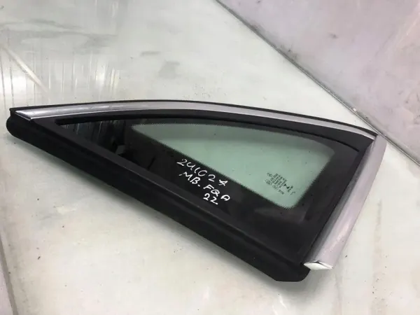 Janela traseira esquerda OEM 2476705700 Mercedes EQA image 2