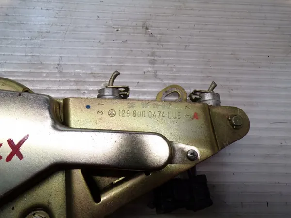 OEM 1298000374 Dachverriegelung für Mercedes SL R129 image 5