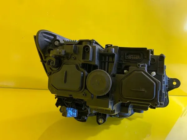 Farol Frontal Esquerdo VW T6 Lift Full Led image 4