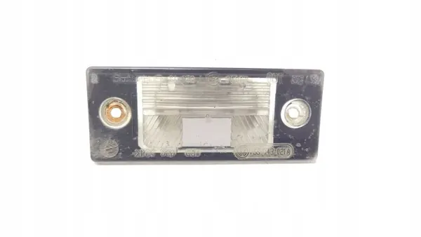 OEM 1J5943021 Linker Achter Kentekenplaatlamp image 2