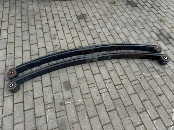 Mola de lâmina dianteira OEM para Iveco Stralis - 2 lâminas image 3